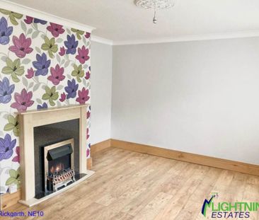 2 bedroom semi-detached house to rent - Photo 4