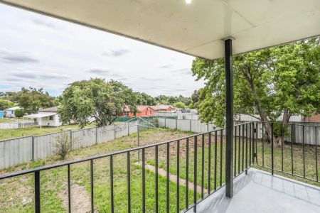 Affordable & Comfortable 3-Bedroom Home - Photo 5