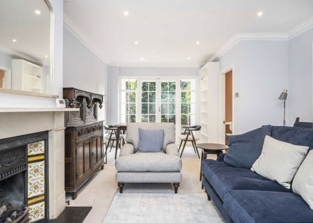 John Spencer Square - Photo 3