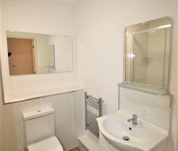 2 Bed Flat, Hadfield Close, M14 - Photo 4