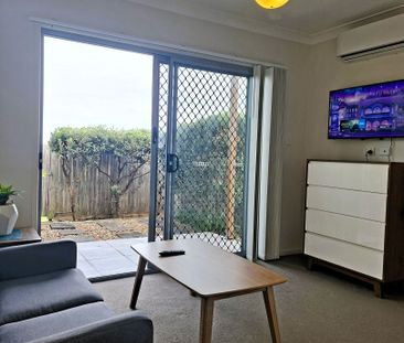 2/11 Maurice Avenue, Salisbury QLD 4107 - Apartment For Rent | Domain - Photo 4