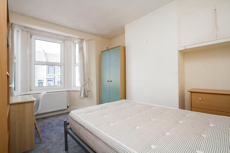 5 bedroom terraced house to rent - Photo 5