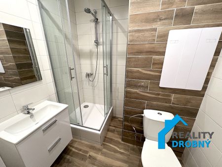 Pronájem bytu 1+1 35 m² - Photo 2