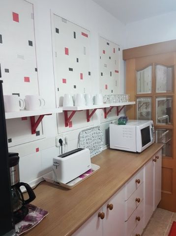 Se alquila para todo el año apartamento en Benidorm - Photo 4