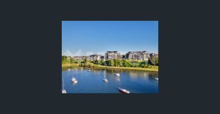 **Breathtaking Waterfront Property in Chiswick - A Luxurious Oasis** - Photo 5