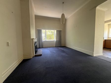 217 Hampden St - Photo 5