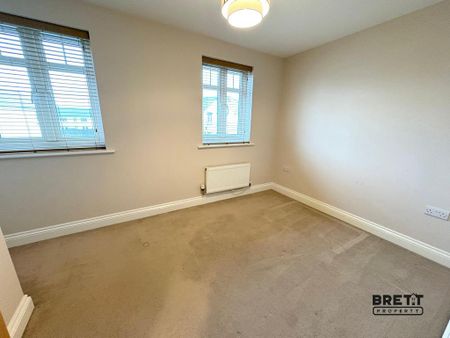 2 bedroom end of terrace house to rent - Photo 3