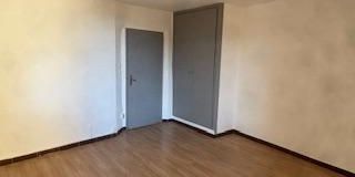 Location Appartement 1 pièce 26m² TOURVES 83170 - Photo 3