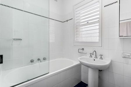 Water Front living - Photo 4