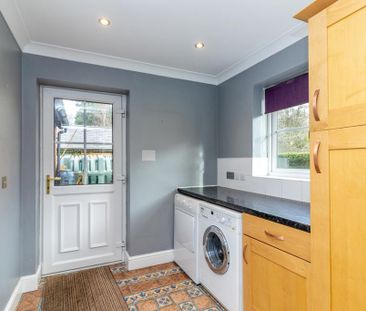 4 bedroom detached house to rent - Photo 4