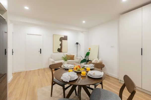 Avinguda del Primat Reig, Valencia, Valencian Community 46019 - Photo 1