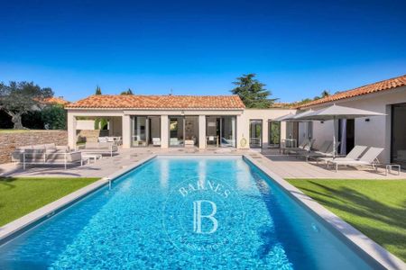 SAINT-TROPEZ - CENTRE VILLAGE - VILLA 5 CHAMBRES - PISCINE - Photo 4