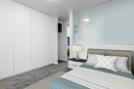 Light-Filled Studio Living in Prime St Kilda East - Photo 4