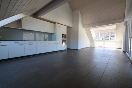 3.5 Zimmer, 93 m², 2. Stock - Foto 2