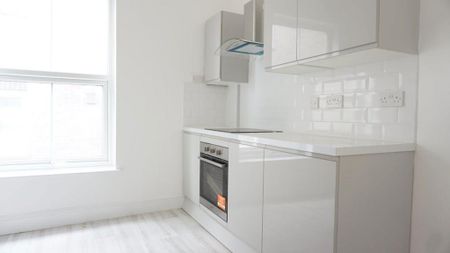 1 bedroom flat to rent - Photo 4