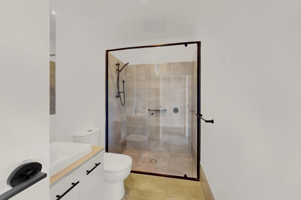 38 Bocconcini Walk, Mill Park VIC 3082 - Townhouse For Rent | Domain - Photo 1