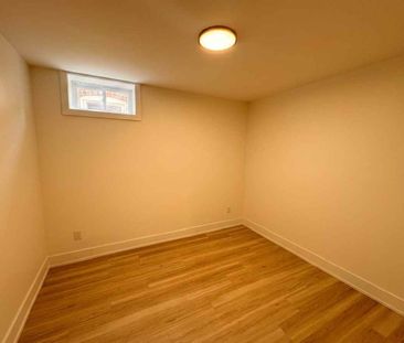 152 Brunswick Avenue apartment — Toronto, ON (3-Bedroom) - 3 Bedroom - Photo 3
