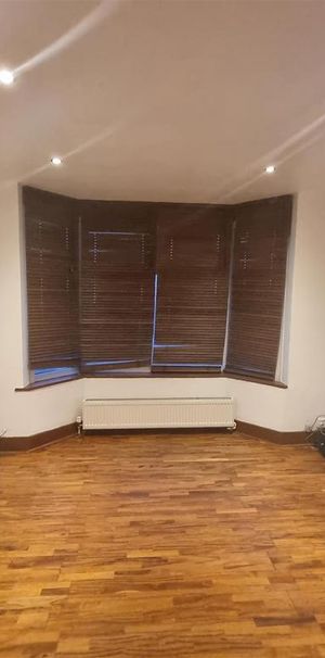 4 bedroom semi-detached house to rent - Photo 1