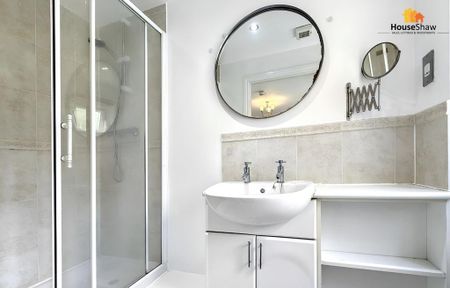 1 bedroom in a house share to rent - Photo 5
