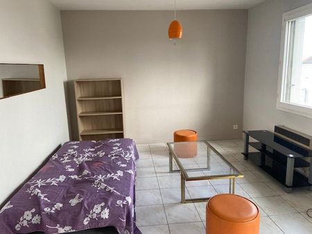 Location Appartement 2 pièces 58m² ANGOULEME 16000 - Photo 5