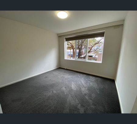 1/11 Crimea St, St Kilda, Vic 3182 - Photo 3