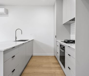 Brand New Contemporary Style just off Keilor Road - Photo 5