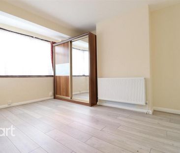 2 bedroom semi-detached house to rent - Photo 3