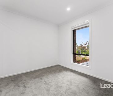 Park yourself here. - Photo 3