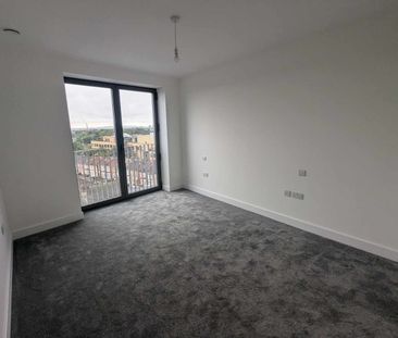 2 Bed Flat, O T O Tower, IG3 - Photo 6