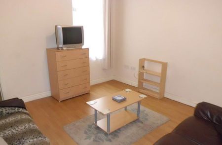 4 bedroom house to rent - Photo 4