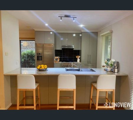 16 Faye Street, Burwood East, Vic 3151 - Photo 3