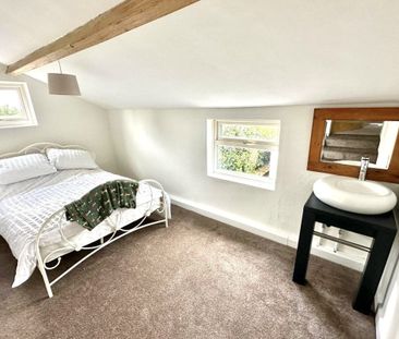 Low Street - Photo 4