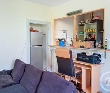 Location Appartement 2 pièces 58m² GANNAT 03800 - Photo 2