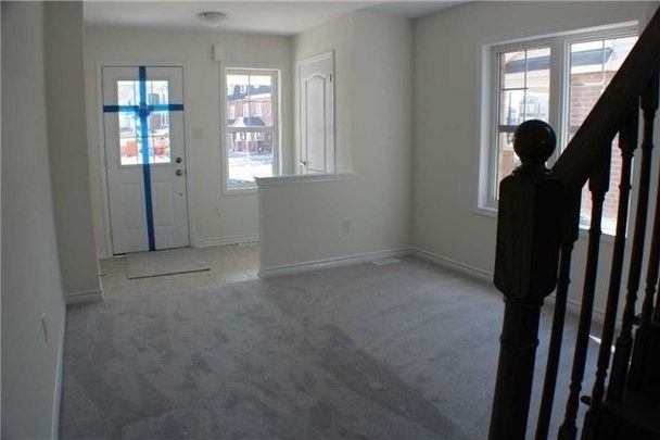 For Lease - 78 Quillberry Close, Brampton, Ontario - Photo 1