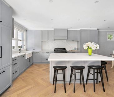 North-facing private oasis with lush treetop views - Photo 6