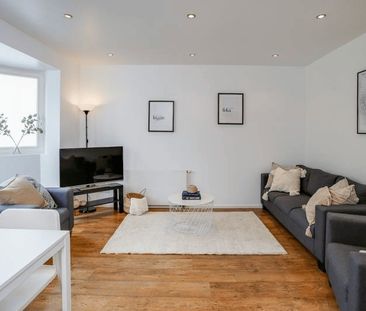 Room in a Shared House, Mitcham Lane, SW16 - Photo 1