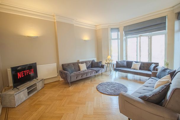 6 Bed Flat, Paddington, NW1 - Photo 1