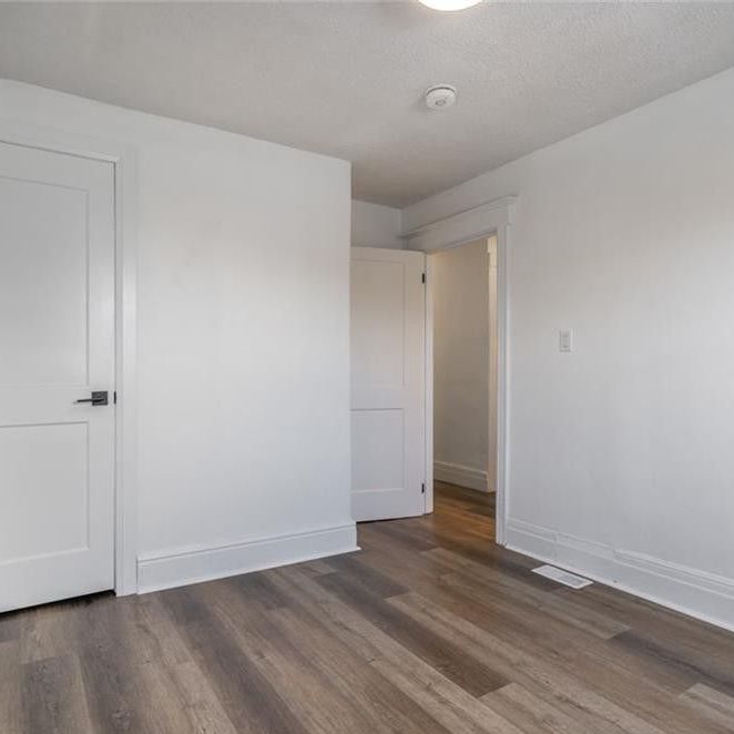 For Lease - 198 Sherman Avenue Unit# 2, Hamilton, Ontario - Photo 1