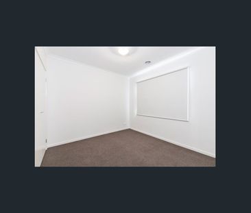 Spacious Family Home! - Photo 3