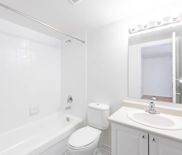 For Lease - 1407 Dupont Street Unit# 401, Toronto, Ontario - Photo 2