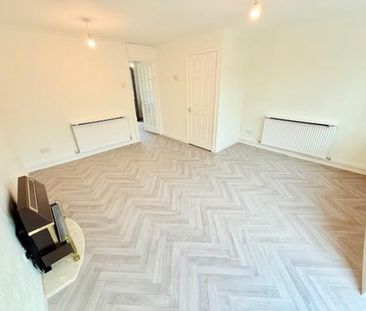 2 bedroom House To Let - Photo 2