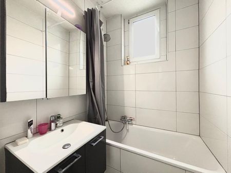 Vullierens (VD) ? For rent furnished 4-room apartment on the ground floor – 93 m² - Photo 3