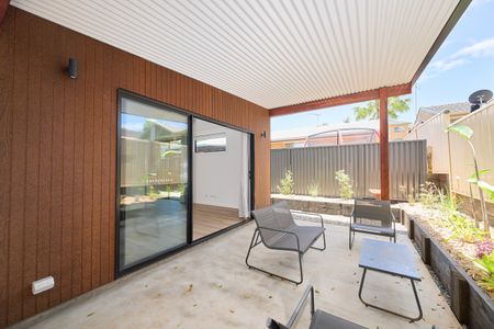 5A Yarramundi Road, Port Macquarie NSW 2444 - Villa For Rent | Domain - Photo 4