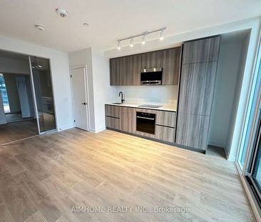 Yonge St/Eglinton Ave-Spacious New Sunny 1Bdrm 1Bath - Photo 4