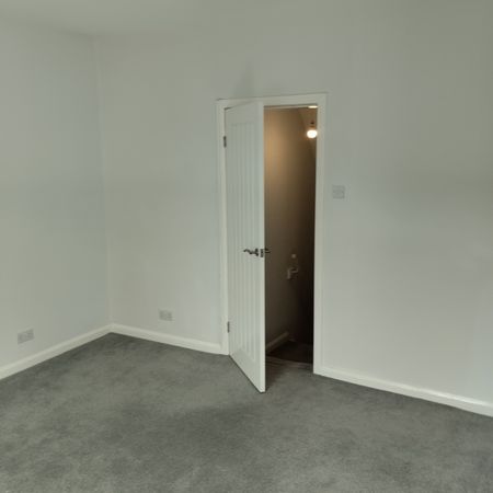 To Let – Bismarck Street, Barnsley - Photo 2