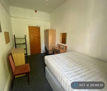 8 bedroom terraced house to rent - Photo 4