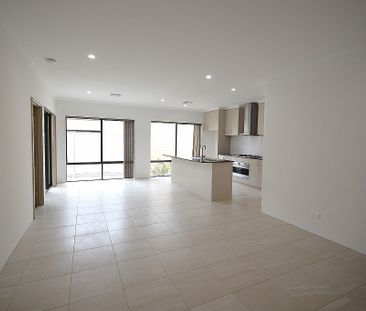 47C Russell Street, East Cannington WA 6107 - Photo 4