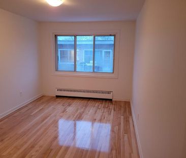 1 CH - 1 SDB - Montréal - $1,200 /mo - Photo 1