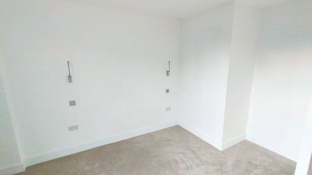 Station Parade, Letchworth Garden City - Photo 3