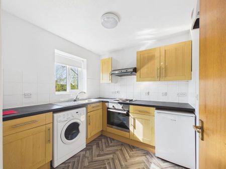 2 bedroom apartment to rent - Photo 4